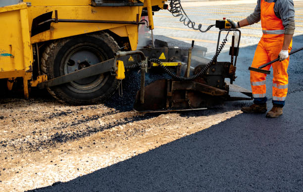 Best Asphalt Driveway Installation  in Del Norte, CO